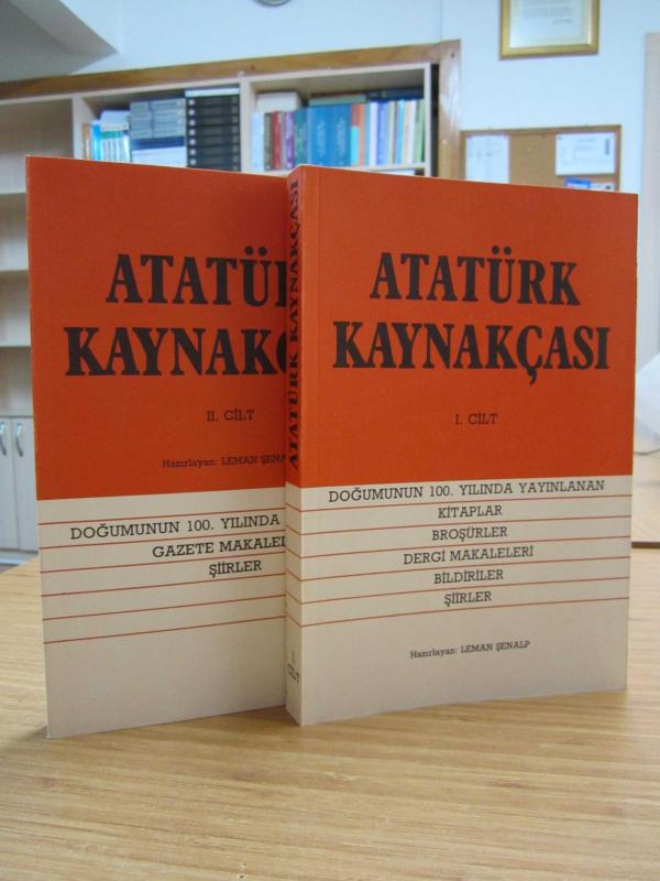 Atatürk Kaynakçası 2 CİLT TAKIM