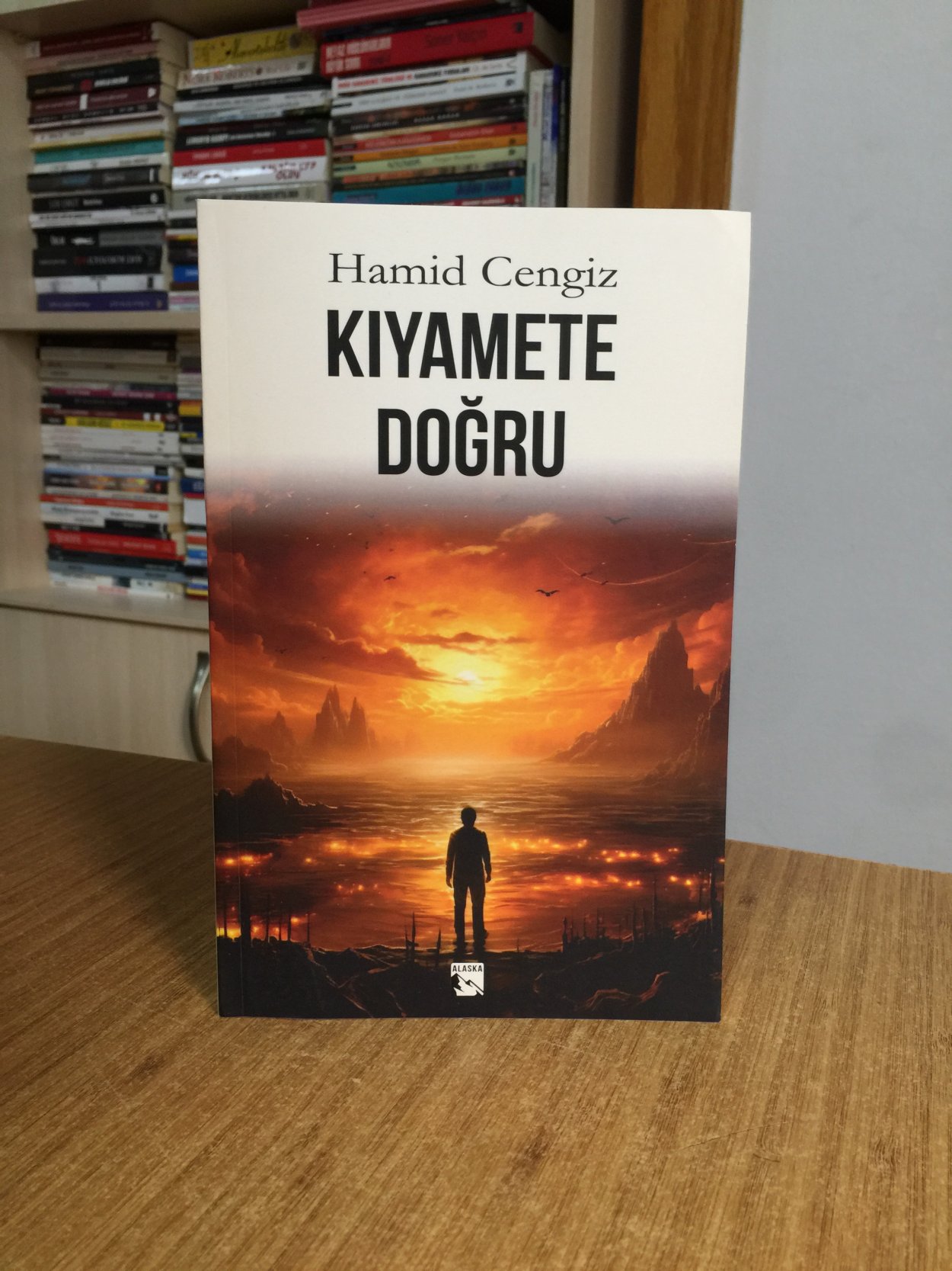 Kıyamete Doğru - Hamid Cengiz